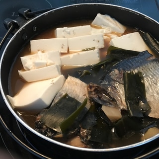 味のしみた豆腐が美味しい、ニシン鍋